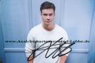 Autogramm: Louis Held * 17.2.1996 Berlin - NDR/ARD : Tatort � Borowski und der Fluch der wei�en M�we / ZDF : Hotel Mondial  ...