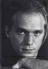 Autogramm: Ulrich Tukur - Ulrich Gerhard Scheurlen 29.7.1957 Viernheim /Hessen (ARD TATORT) 2012 : Rommel / 2012: Zettl / 2022: Gestern waren wir noch Kinder  ...